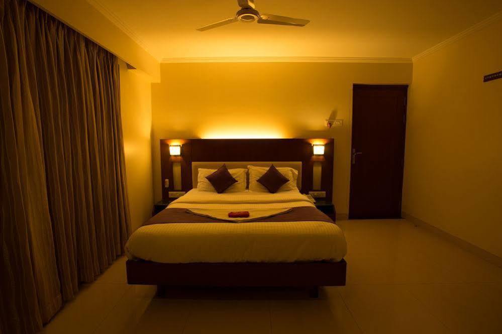 Oyo Rooms Kalyani Nagar Pune Esterno foto