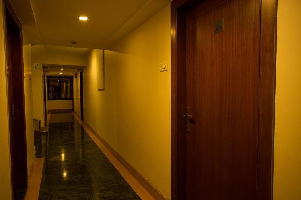 Oyo Rooms Kalyani Nagar Pune Esterno foto